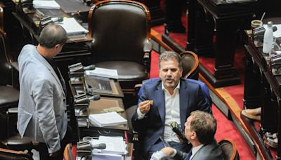 El PRO negocia para "robarle" tres libertarios al oficialismo y ganar peso en Diputados