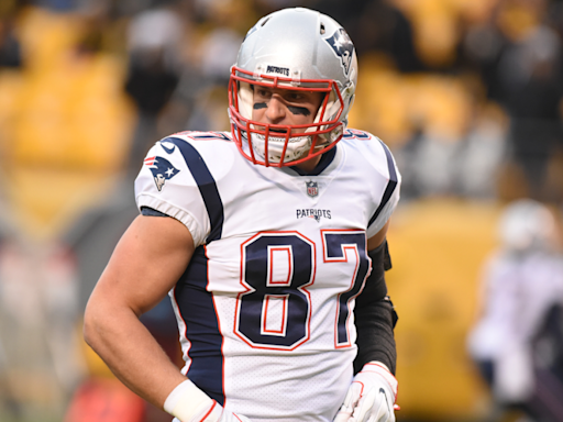 New Patriots player responds to fan criticism after getting Rob Gronkowski's No. 87