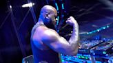 Shaquille O’Neal en su nueva faceta como DJ hizo delirar a 20 mil fanáticos