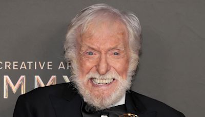 Dick Van Dyke Didn’t Win an Emmy Last Weekend — and Didn’t Break Any Records, Despite Reports