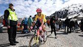 Richard Carapaz and Alberto Bettiol abandon Tour de Suisse but 'goal remains the Tour de France'