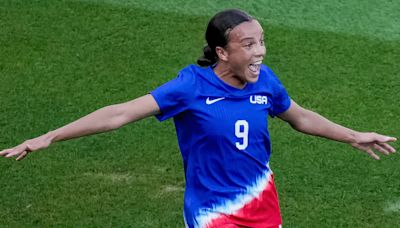 USA women's soccer team wins Olympic gold medal vs Brazil as USWNT claims record 5th title