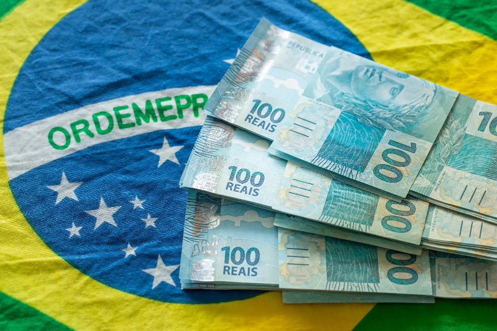 Brazil's budget deficit hits record high in June, government debt soars | Invezz