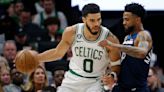 Brown scores 35, Celtics hold on to beat Wolves 104-102
