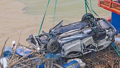 深圳灣大橋連人帶車墮海 海關關員困水底3小時救出不治