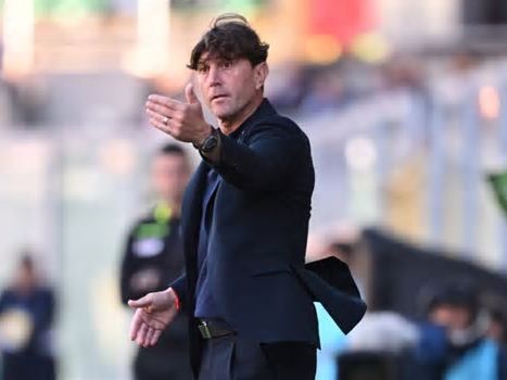 Palermo, Mignani dopo la sconfitta: «Non buttiamoci giù, il campionato non è ancora finito»