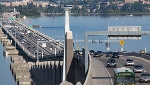 SR 520 to closed for weekend, including trail across Lake Washington