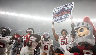 Where does the Sporting News project Rutgers football’s bowl game?