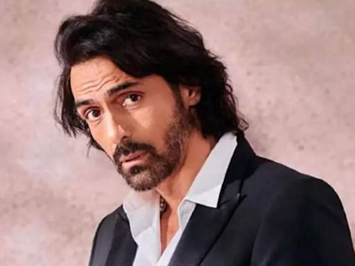 Arjun Rampal regrets marrying early at the age of 24: 'Guys mature slower than women, we are idiots' | Hindi Movie News - Times of India