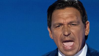 Ron DeSantis' Weirdest Habit Is Creeping People Out All Over Again After RNC Speech