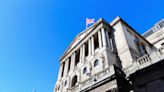 Pound shows little reaction as BoE holds rates