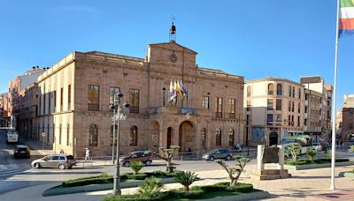 CCOO pide convocar Mesa de Negociación en el Ayuntamiento de Linares para subir el precio de las horas extra, entre otros temas