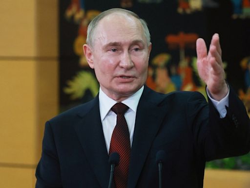 Putin warns South Korea against sending weapons to Ukraine: ‘Very big mistake’ - UPI.com