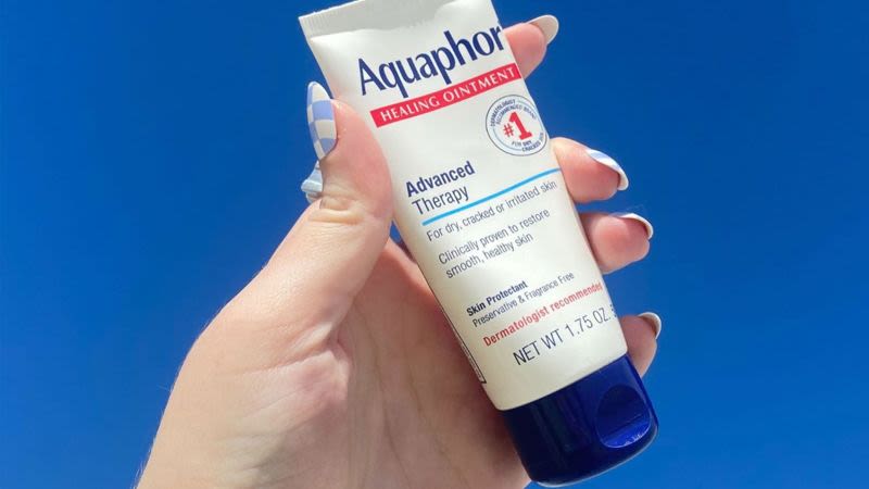 Aquaphor is the MVP of my head-to-toe skin care — here are all the ways to use it | CNN Underscored