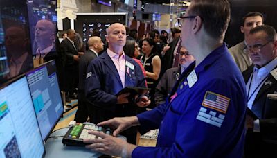 Retail stocks search for direction as rates stay high