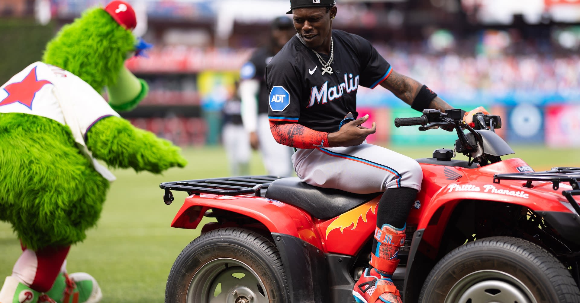Marlins hold off injury-depleted Phillies