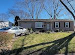 846 Valley Ln, Geneva IL 60134