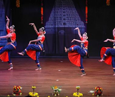 Dubai: 'Sankeerna' school of Bharatanatyam celebrates its annual day