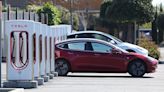 Tesla Vehicle Batteries Degrade Under 65 Percent Of EPA Range After Only Three Years