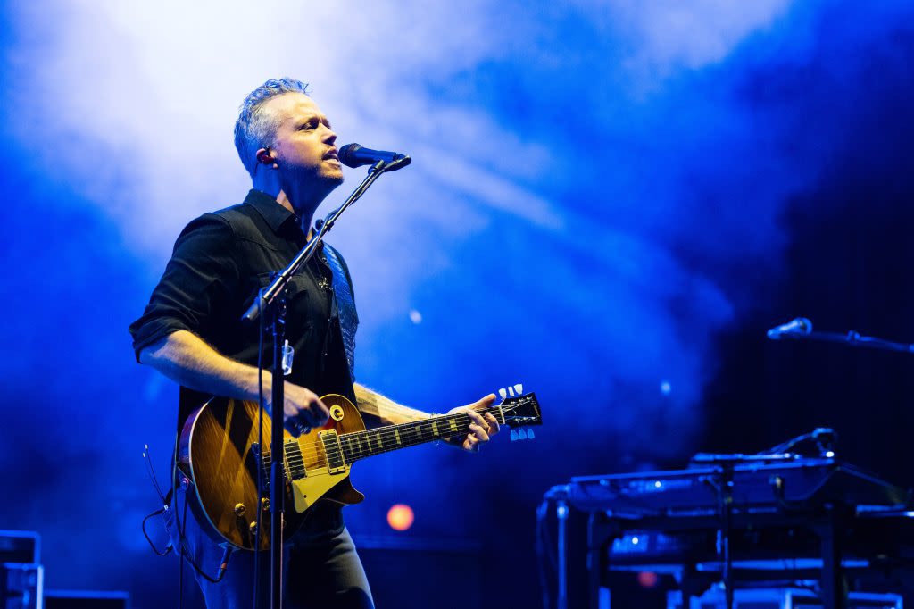 Jason Isbell says Hollywood Bowl show will be good. See, he’s learned how to sing.