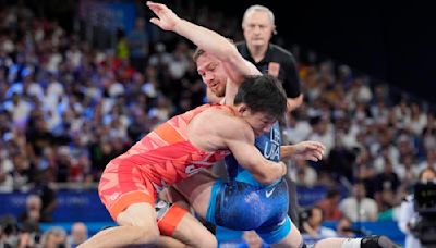 Spencer Lee: ‘I didn’t deserve to win’ Olympic gold medal match