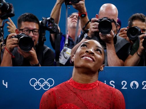 Simone Biles’ Birth Mother Wants to Make ‘Amends’: ‘Let’s Move Forward’