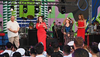 Gloria Estefan es nombrada patrocinadora de un nuevo submarino de EEUU