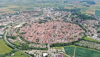 The German town that's encrusted in 72,000 tonnes of DIAMONDS
