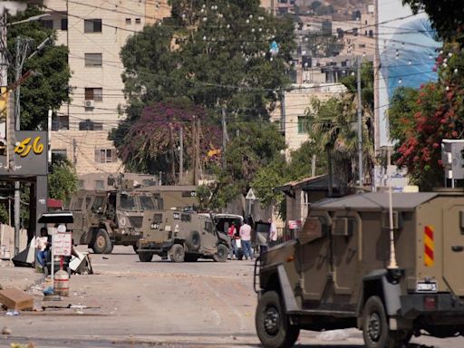 Israeli Forces Tie Wounded Palestinian Man To Vehicle’s Hood During West Bank Raid