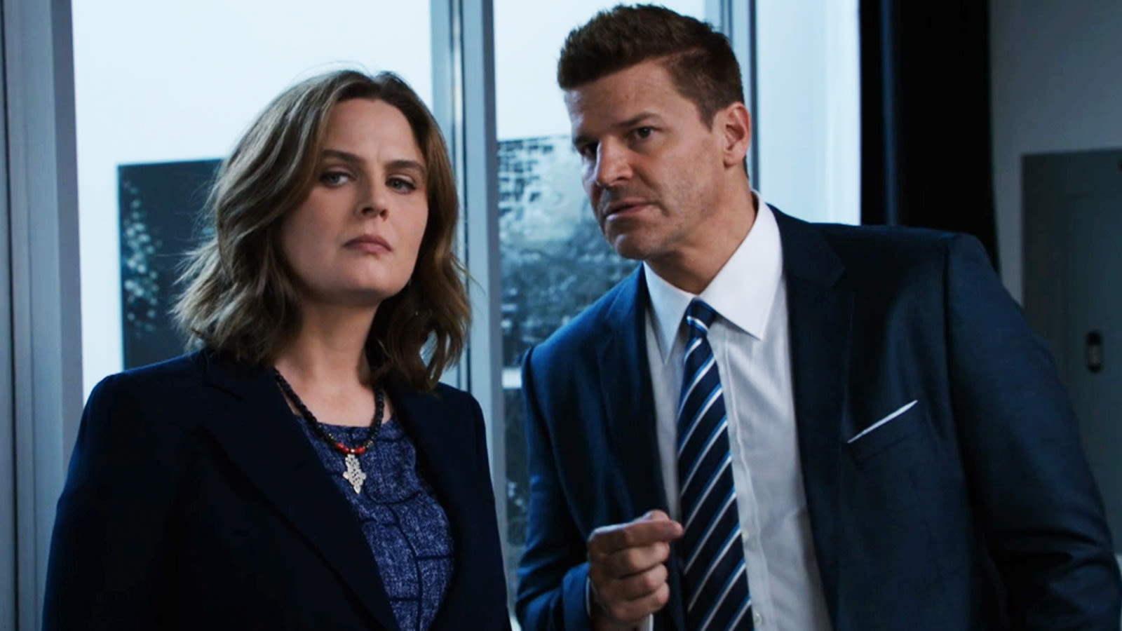 David Boreanaz & Emily Deschanel Confirm Whether They'd Return For More Bones - SlashFilm