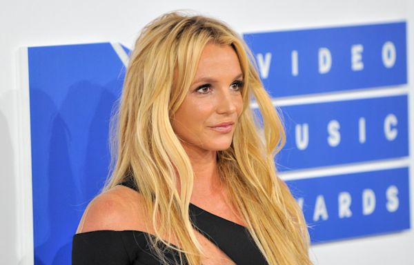 Britney Spears' 'Broken Personality' Is Her Fatal Flaw