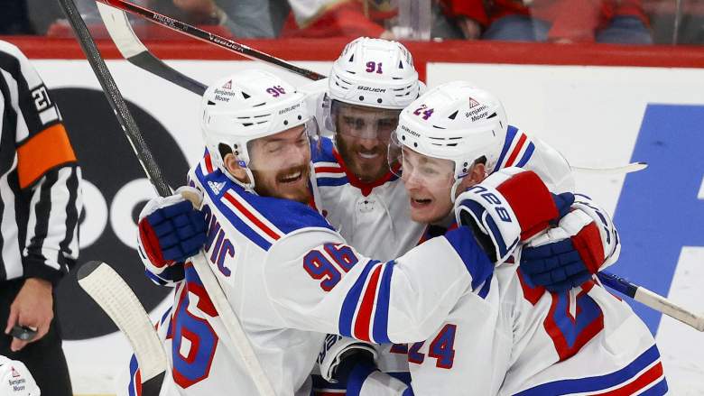 Rangers ‘Boring, But Safe’ Center Named Top-5 Leafs Target