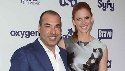 Sarah Rafferty Says She Misses ‘That Kind of Laughter’ She Shared with “Suits” Costar Rick Hoffman on Set