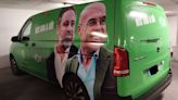 PSOE denuncia que Vox haya aparcado su furgoneta electoral en el garaje municipal y David Moreno lo reconoce