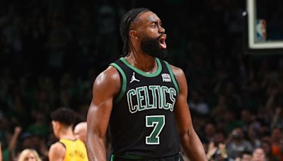 Jaylen Brown rewards Celtics fans for return of ring lost during NBA championship parade | Sporting News