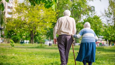 3分鐘了解健保的眷屬制度！退休就想自己繳健保費？達人教戰 65歲再省1筆