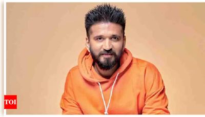 Amit Trivedi couldn’t vote as his name was not on the voter’s list, shares video on his ordeal | Hindi Movie News - Times of India