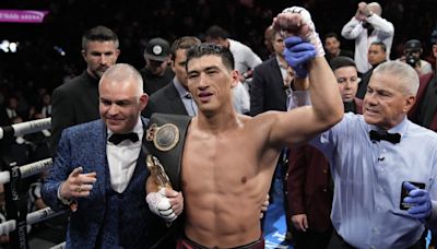 Dmitry Bivol dice que la posible pelea entre Terence Crawford y Canelo Álvarez sería increíble - La Opinión