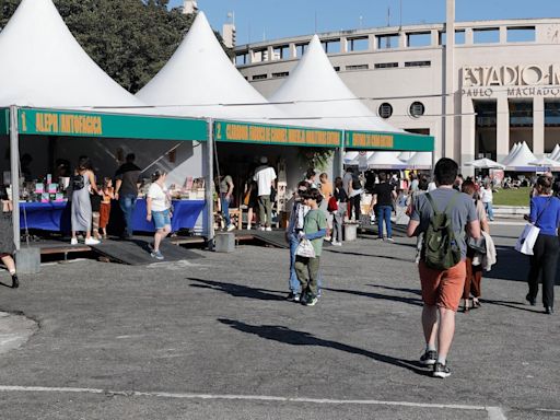 A Feira do Livro 2024 vai reunir de micro a grandes editoras no Pacaembu; veja tudo sobre o evento