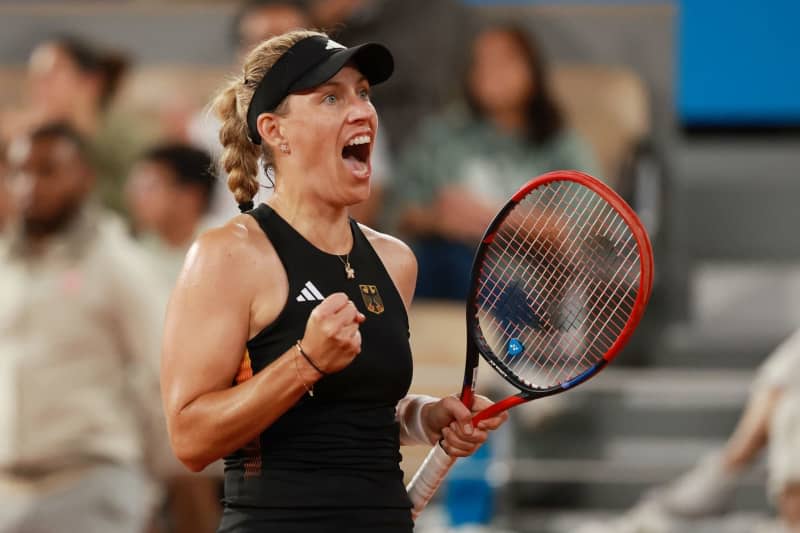 Germany's Kerber starts her final Olympics with win over Osaka