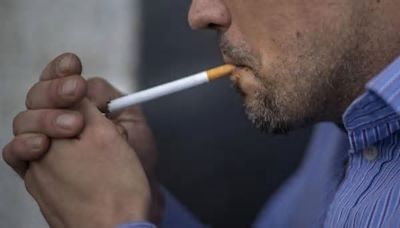 Reino Unido da luz verde al proyecto de ley que prohibirá la venta de tabaco a los nacidos desde 2009