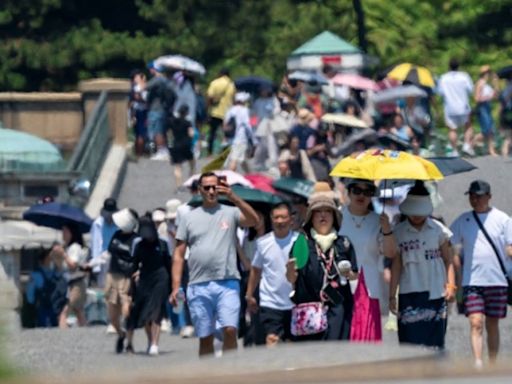 日本三重飆攝氏39.7度高溫 東京55人疑中暑送醫