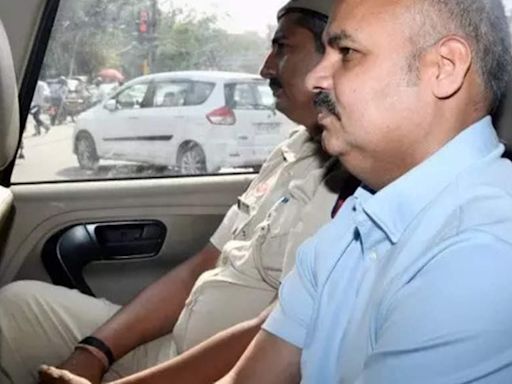 Apprehension of witnesses being influenced, no grounds for releasing Bibhav Kumar on bail: Delhi HC - The Economic Times