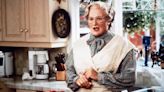 ‘Mrs. Doubtfire’ Star Says Robin Williams Wrote Letter to Principal After She Got Kicked Out of School During Filming