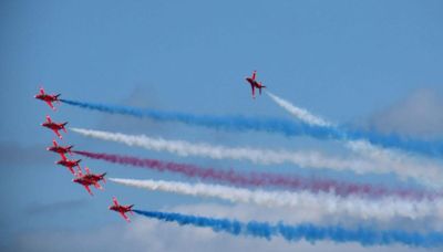 Red Arrows to fly over Berkshire: Timings for Red Arrow flypast