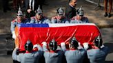Expresidente chileno Piñera recibe funeral de Estado tras masivo velorio