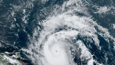 What are the hurricane categories as Hurricane Beryl hits the Caribbean?