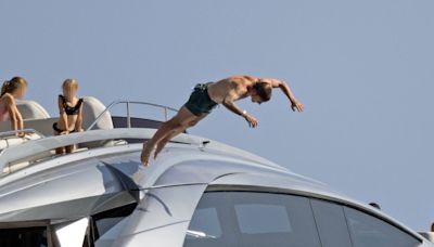 Antoine Griezmann disfruta de unos días en Ibiza