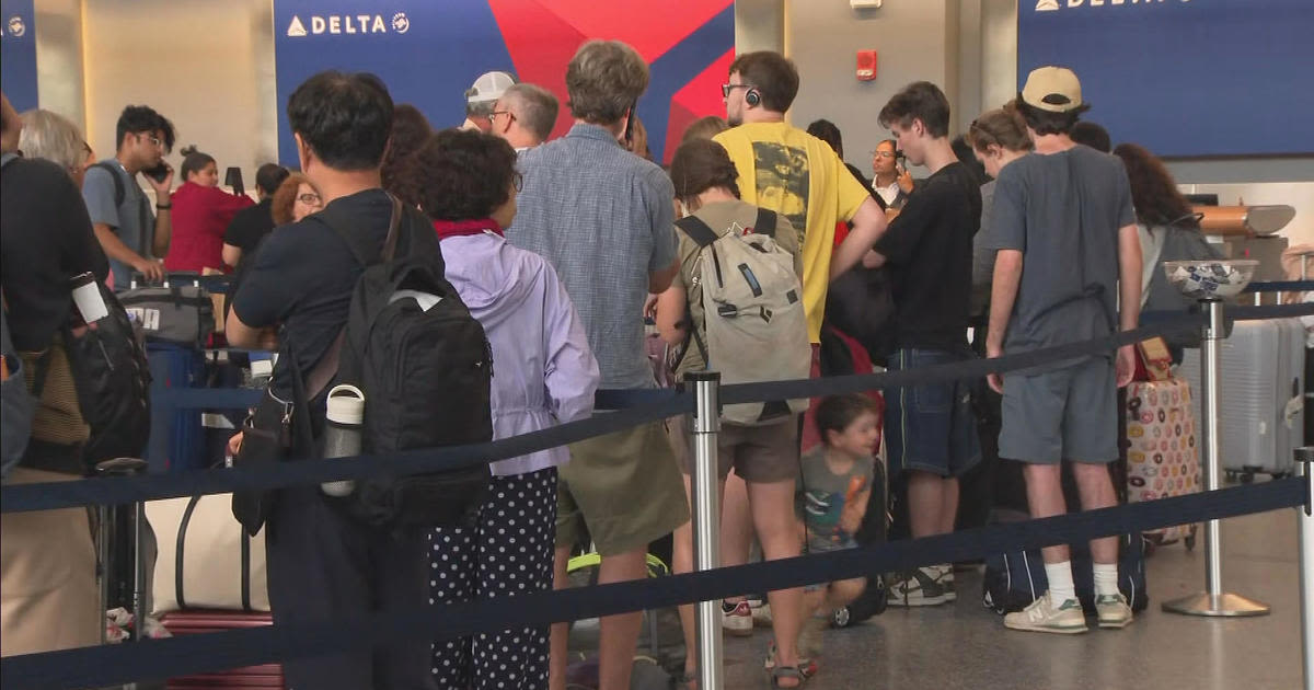 Delta struggling to catch up days after global tech outage, Boston passengers frustrated