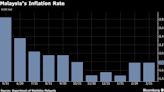 Malaysia Set to Extend Rate Pause as Ringgit Outperforms Peers